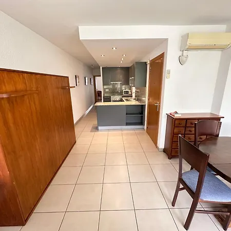 Agi Riera La Cuana Appartement *